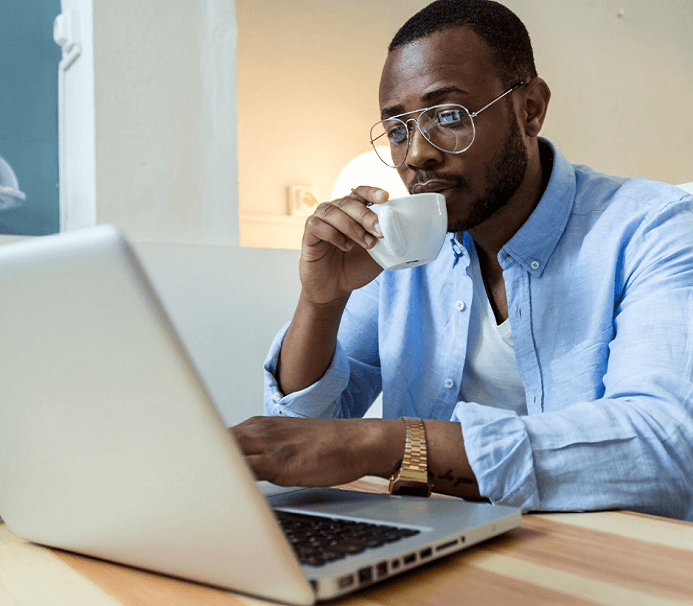 freelancer-with-laptop